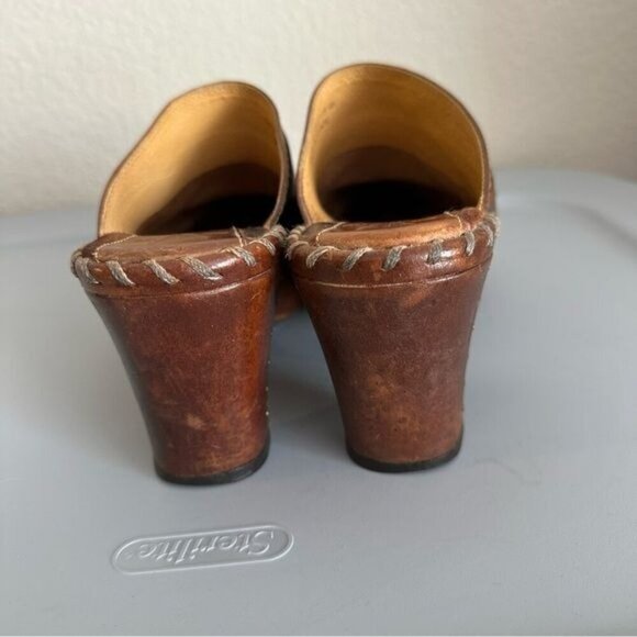 FRYE Women's Charlotte Logo Ring Tan Cognac Leather Clog/Mule Sz 6 - Picture 8 of 12